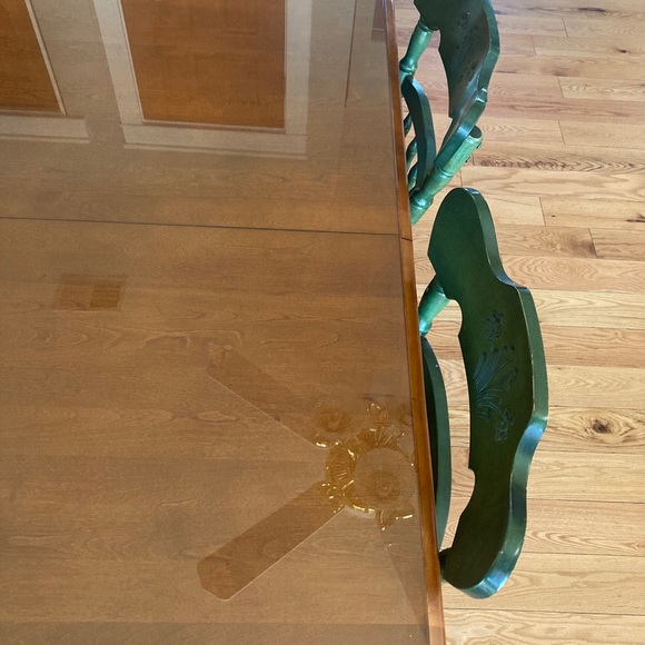 Glass top extension dining table with chairs - Picture 2 of 4